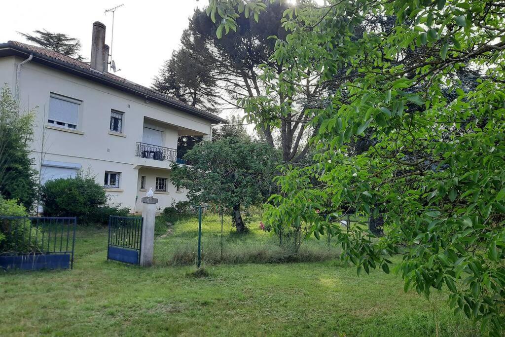 La Maison De Lili Colayrac-Saint-Cirq Bagian luar foto
