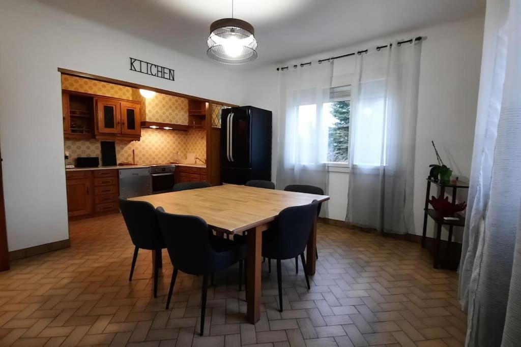 La Maison De Lili Colayrac-Saint-Cirq Bagian luar foto