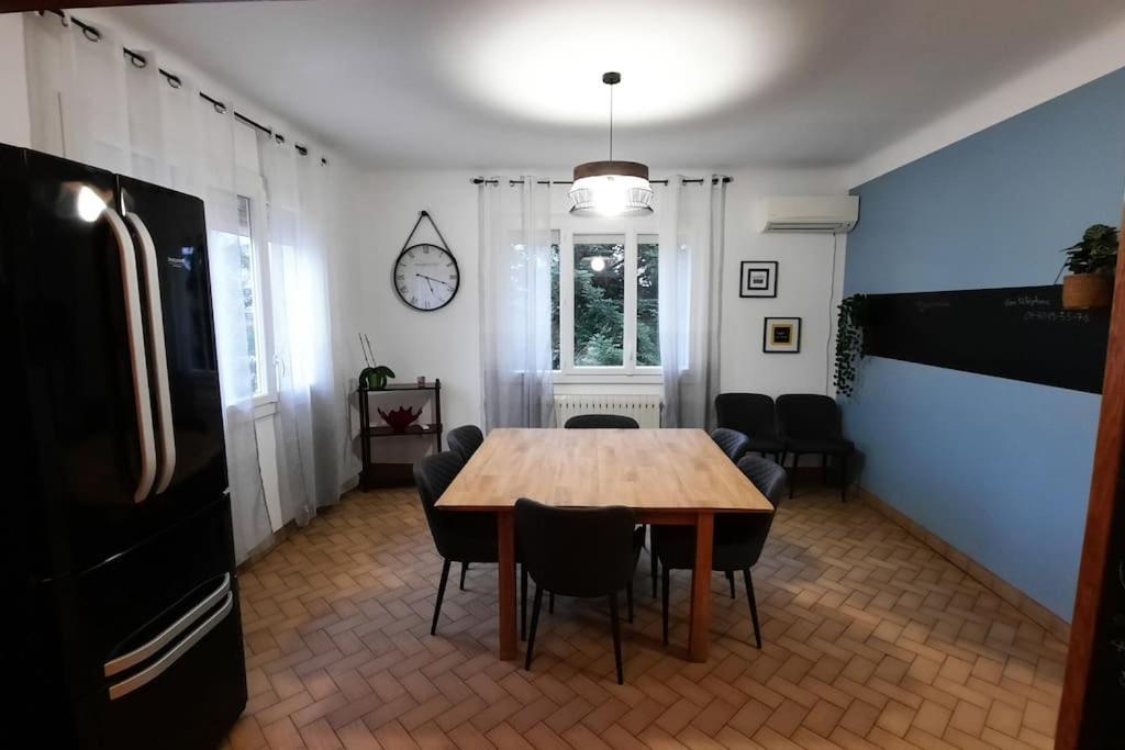 La Maison De Lili Colayrac-Saint-Cirq Bagian luar foto